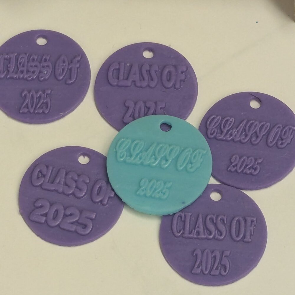 CONGRATULATION 2025 keychains - Picture 8 of 10